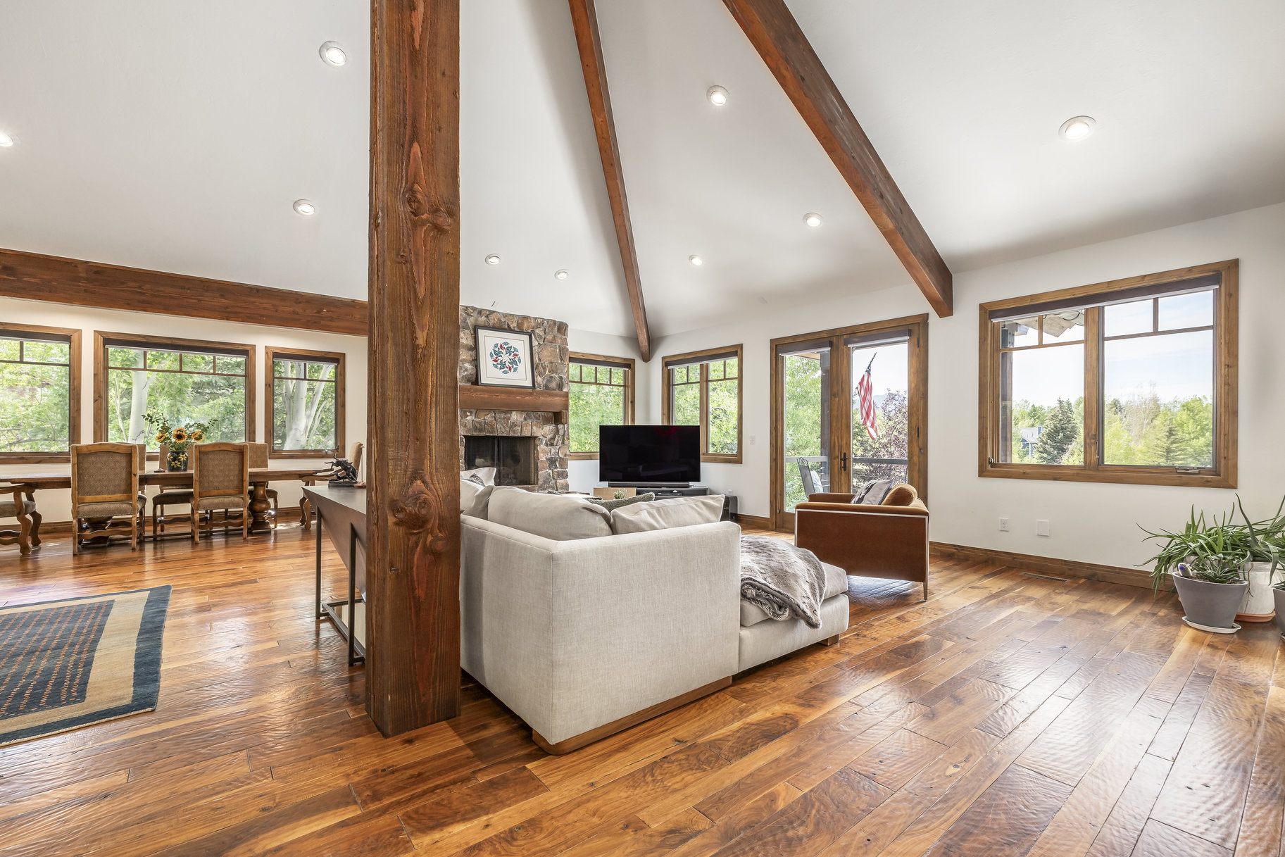  Timeless Mountain Retreat in Chatham Hills next to Rail Trail - 物件實景