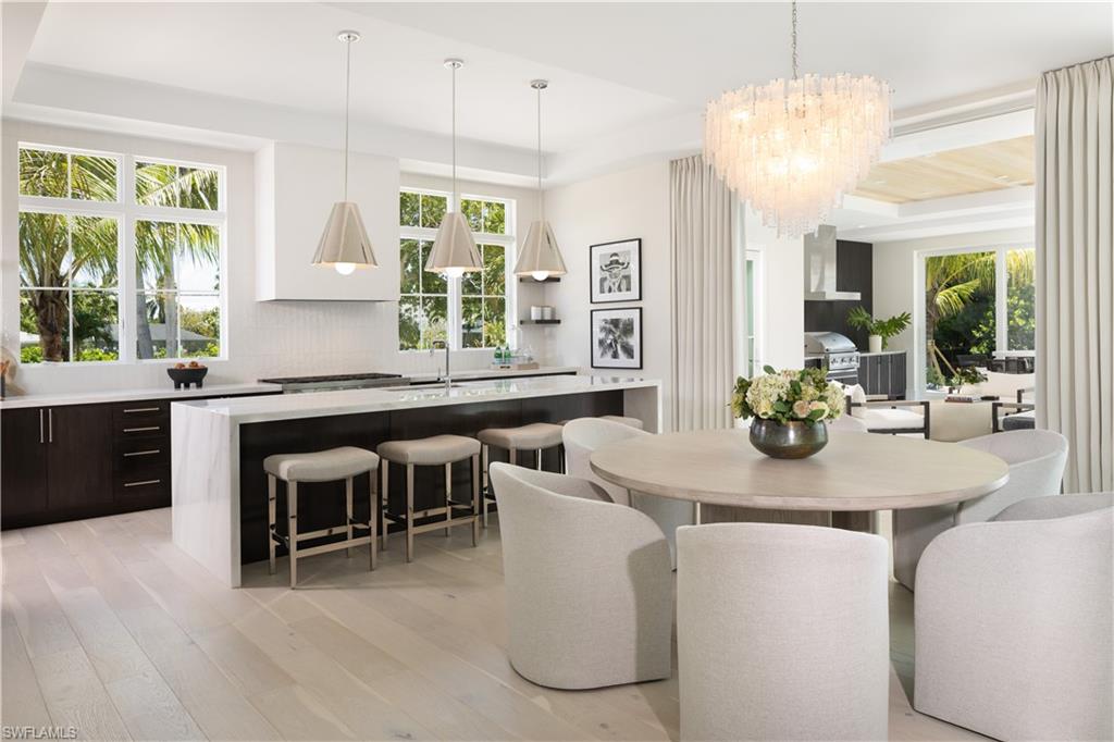 Naples, Florida, 34102, United States, 4 Bedrooms Bedrooms, ,6 BathroomsBathrooms,Residential,For Sale,1908699