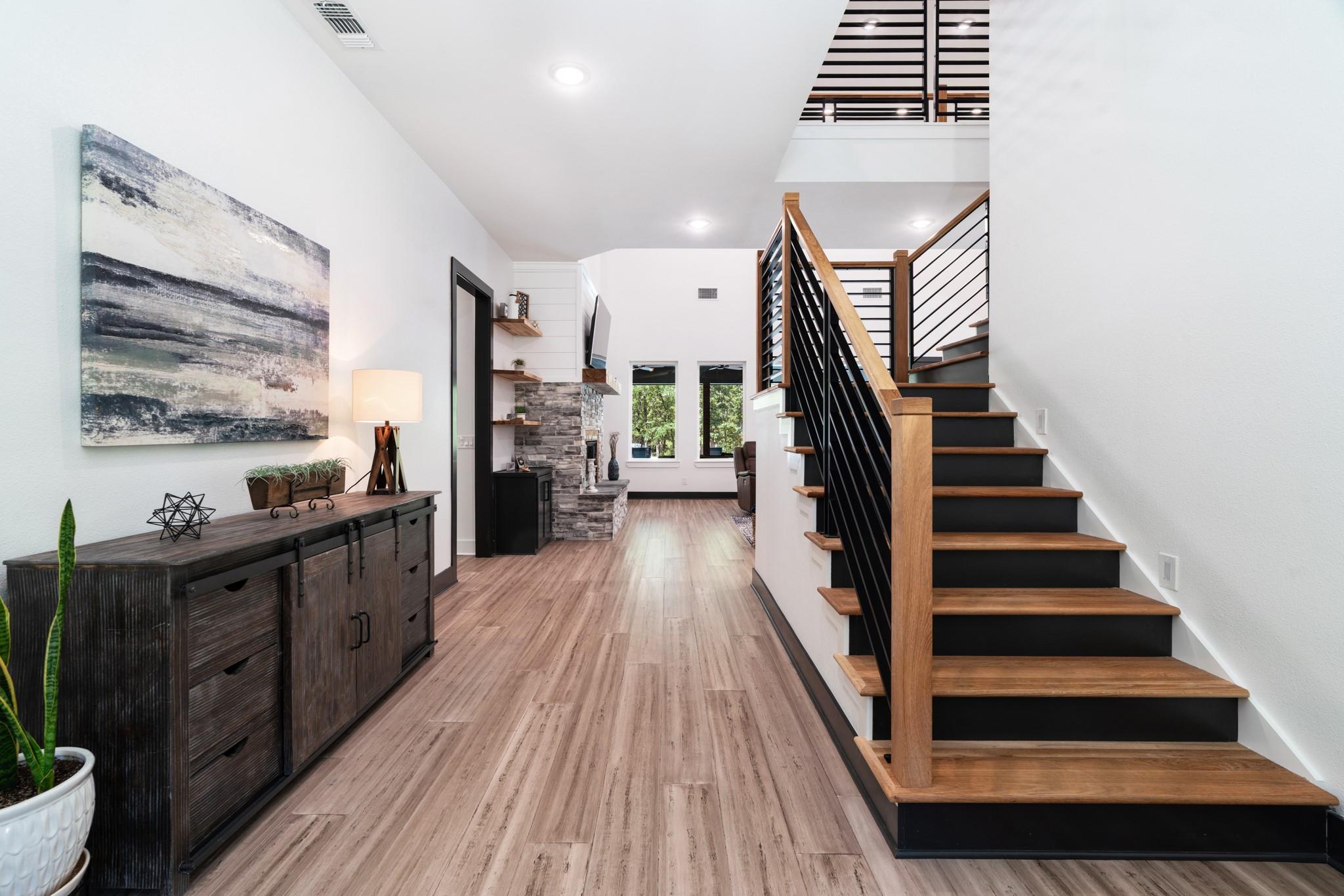 Paris, Texas, 75462, United States, 6 Bedrooms Bedrooms, ,5 BathroomsBathrooms,Residential,For Sale,1982546