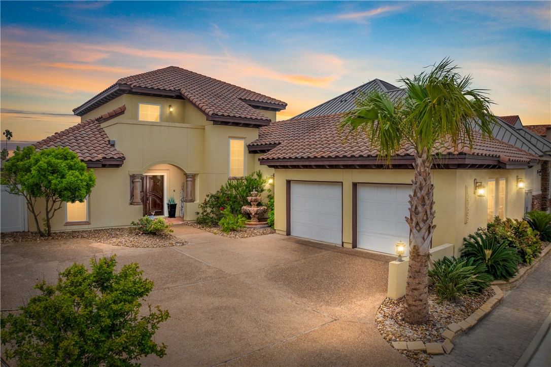 Corpus Christi, Texas, 78418, United States, 4 Bedrooms Bedrooms, ,4 BathroomsBathrooms,Residential,For Sale,1917782