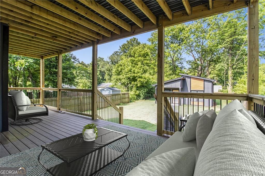 Smyrna, Georgia, 30080, United States, 4 Bedrooms Bedrooms, ,3 BathroomsBathrooms,Residential,For Sale,1913057