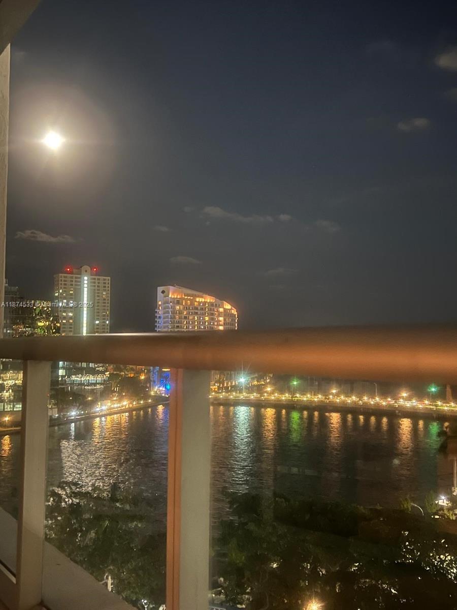 Miami, Florida, 33131, United States, 1 Bedroom Bedrooms, ,1 BathroomBathrooms,Residential,For Sale,1942098