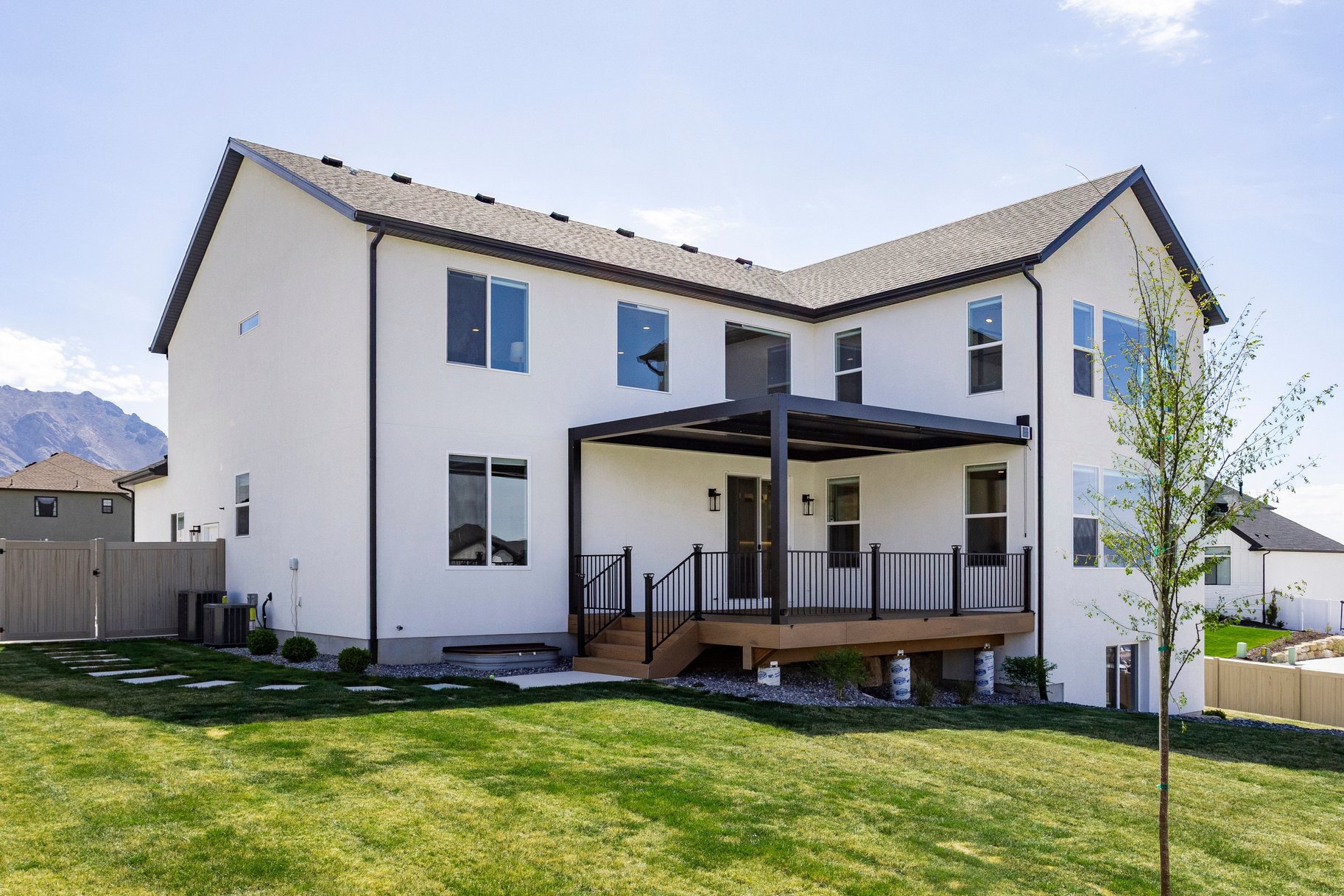  Practically Brand New Home in Highland, with Stunning Mountain Views - 物件實景