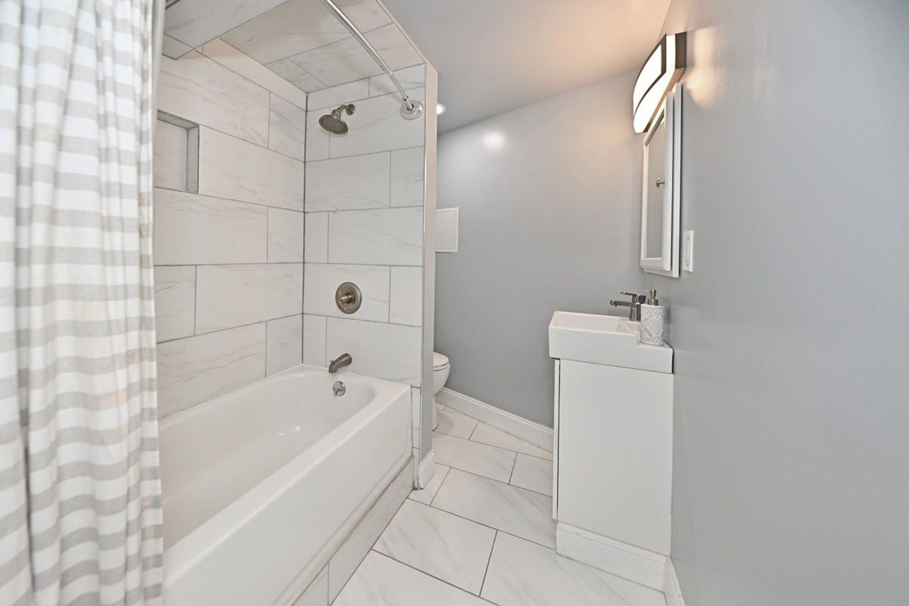  211 Lakeview Drive, Ridgewood, NJ 07450 - 物件實景