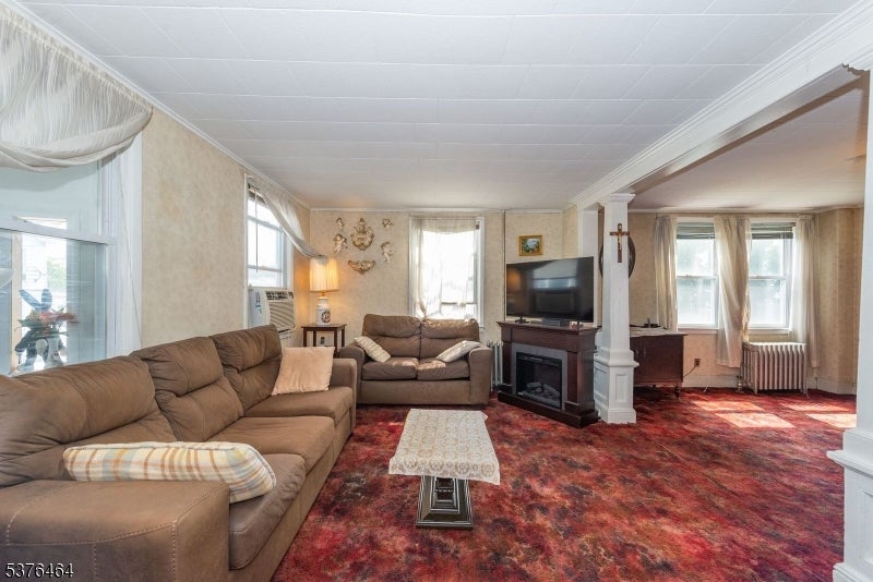 Paterson City, New Jersey, 07501, United States, 3 Bedrooms Bedrooms, ,3 BathroomsBathrooms,Residential,For Sale,1909454