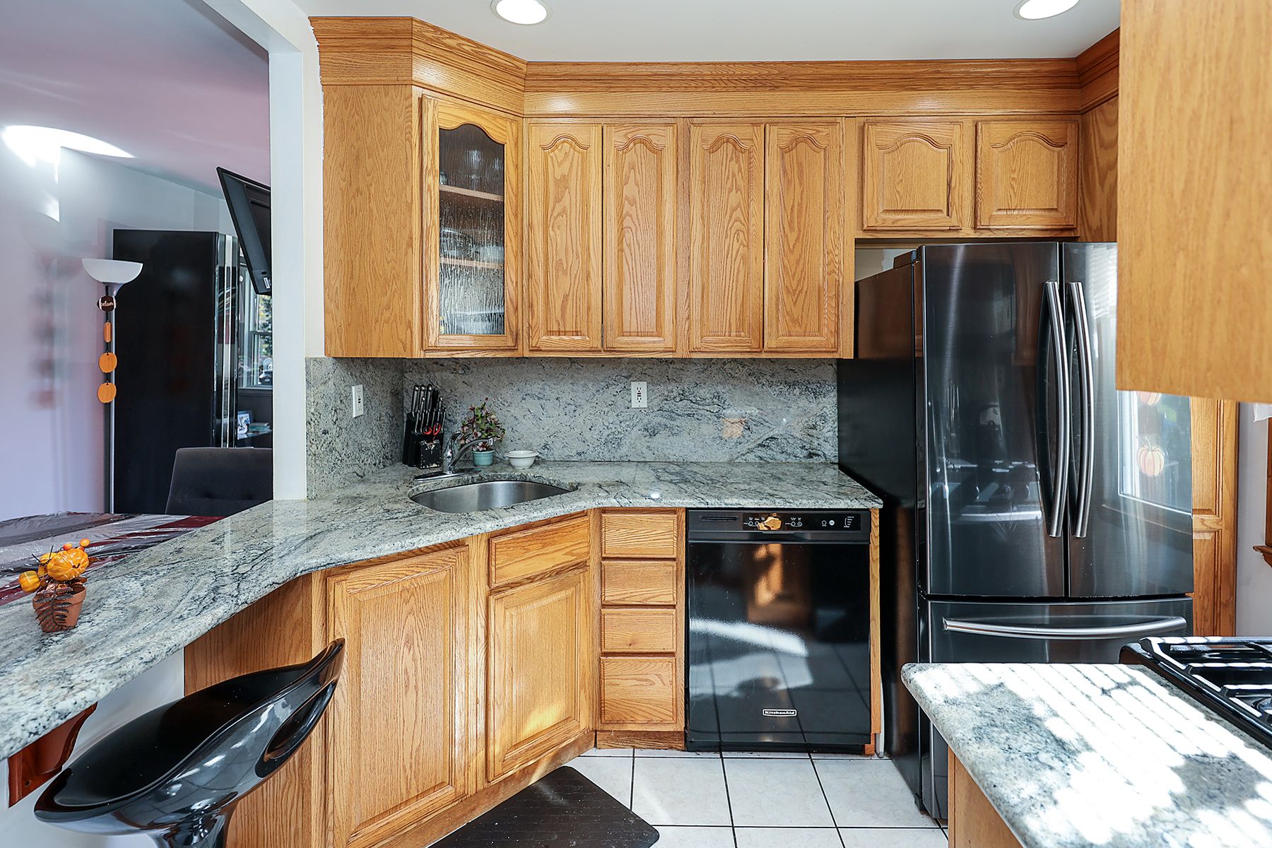  251-37 71st Road, Glen Oaks, NY, 11426 - 物件實景