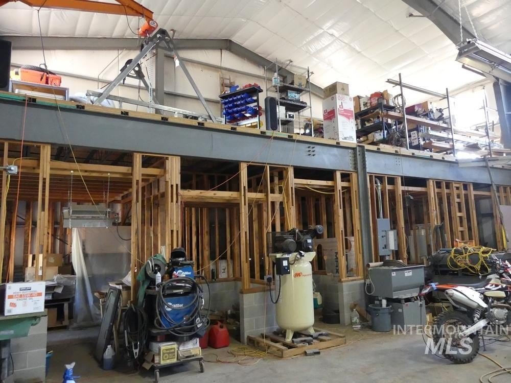 New Meadows, Idaho, 83654, United States, 3 Bedrooms Bedrooms, ,3 BathroomsBathrooms,Residential,For Sale,1810630