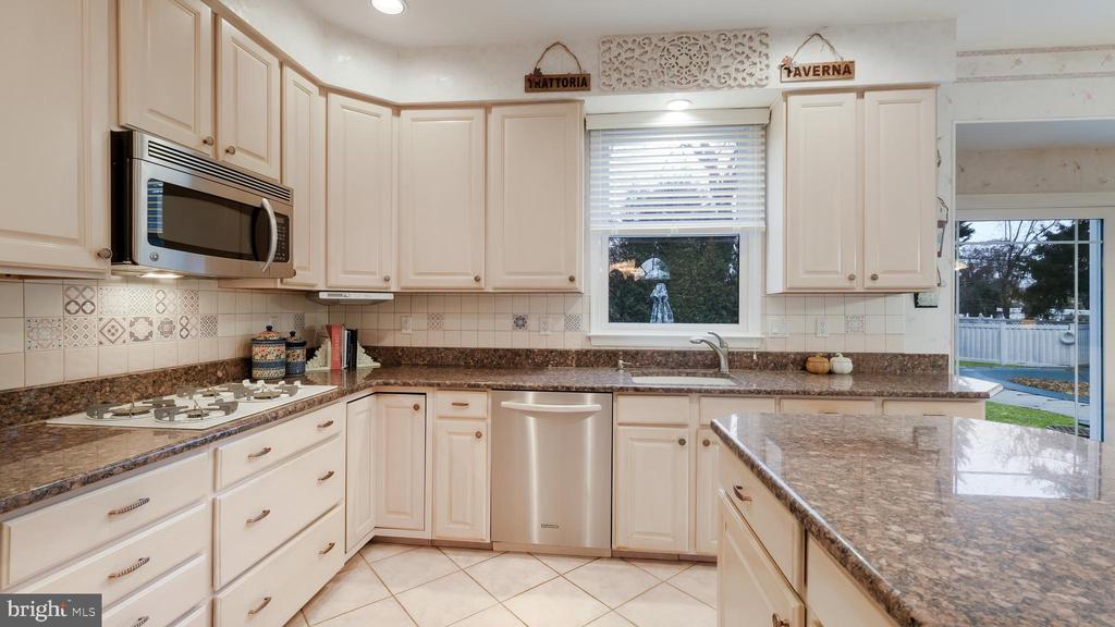 Huntingdon Valley, Pennsylvania, 19006, United States, 4 Bedrooms Bedrooms, ,4 BathroomsBathrooms,Residential,For Sale,1992077