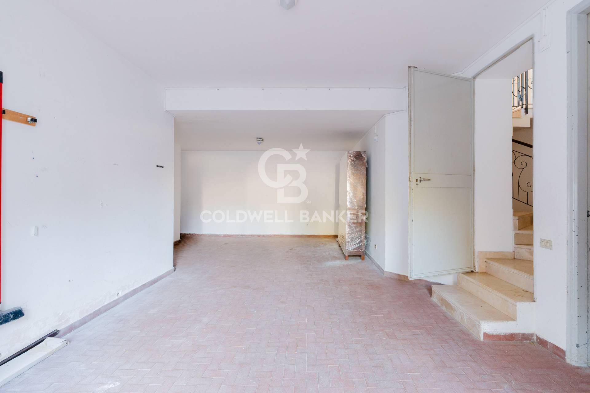 Bari, Bari, 70100, IT, 3 Bedrooms Bedrooms, ,3 BathroomsBathrooms,Residential,For Sale,1991647