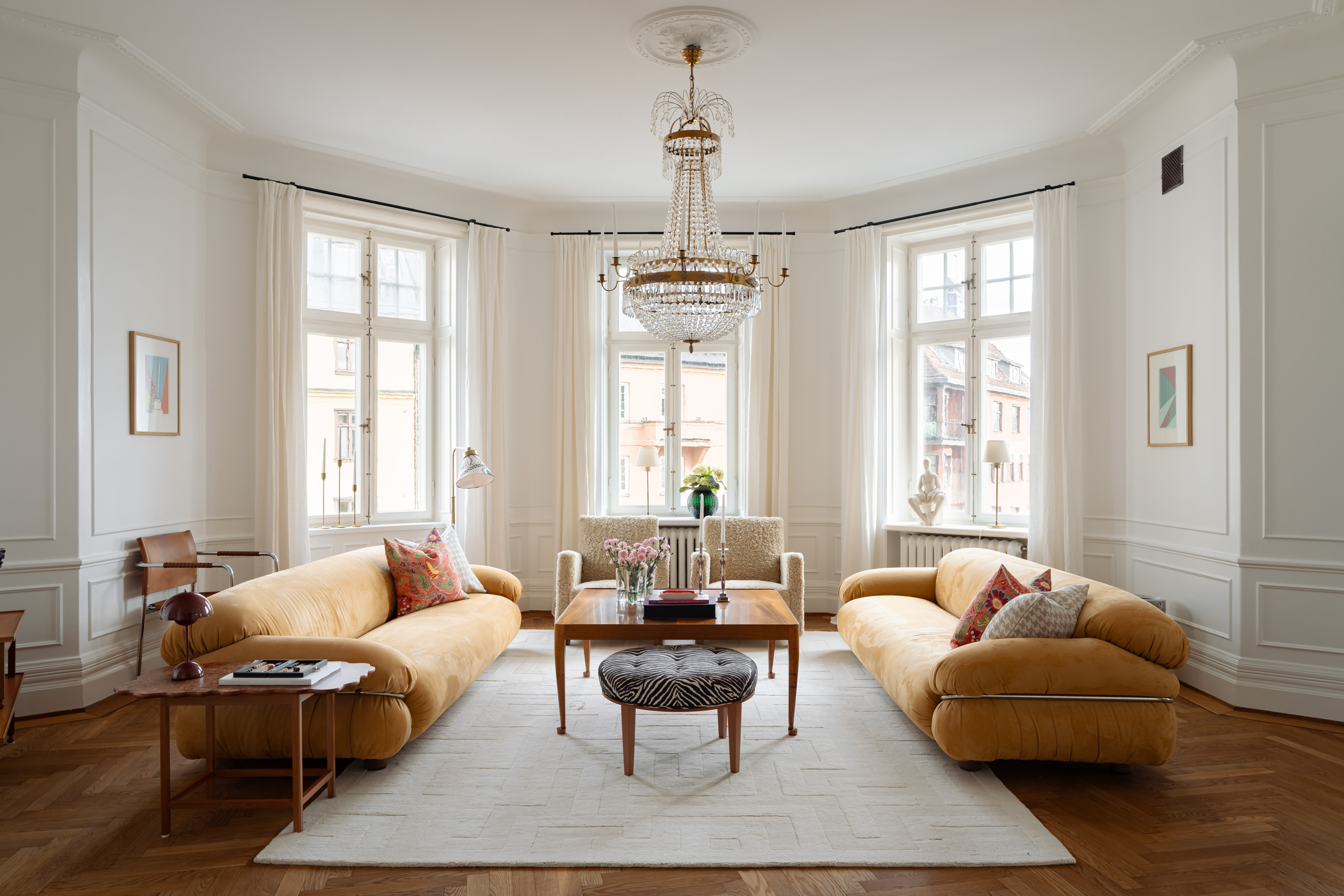  Elegant turn-of-the-century apartment in a prime elevated position - 物件實景