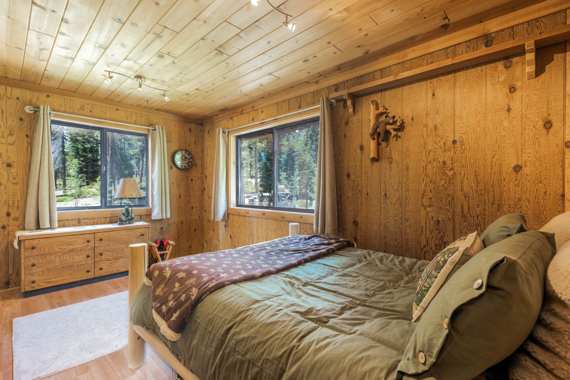  Rare, 10-acre parcel with house minutes from Tahoe City - 物件實景