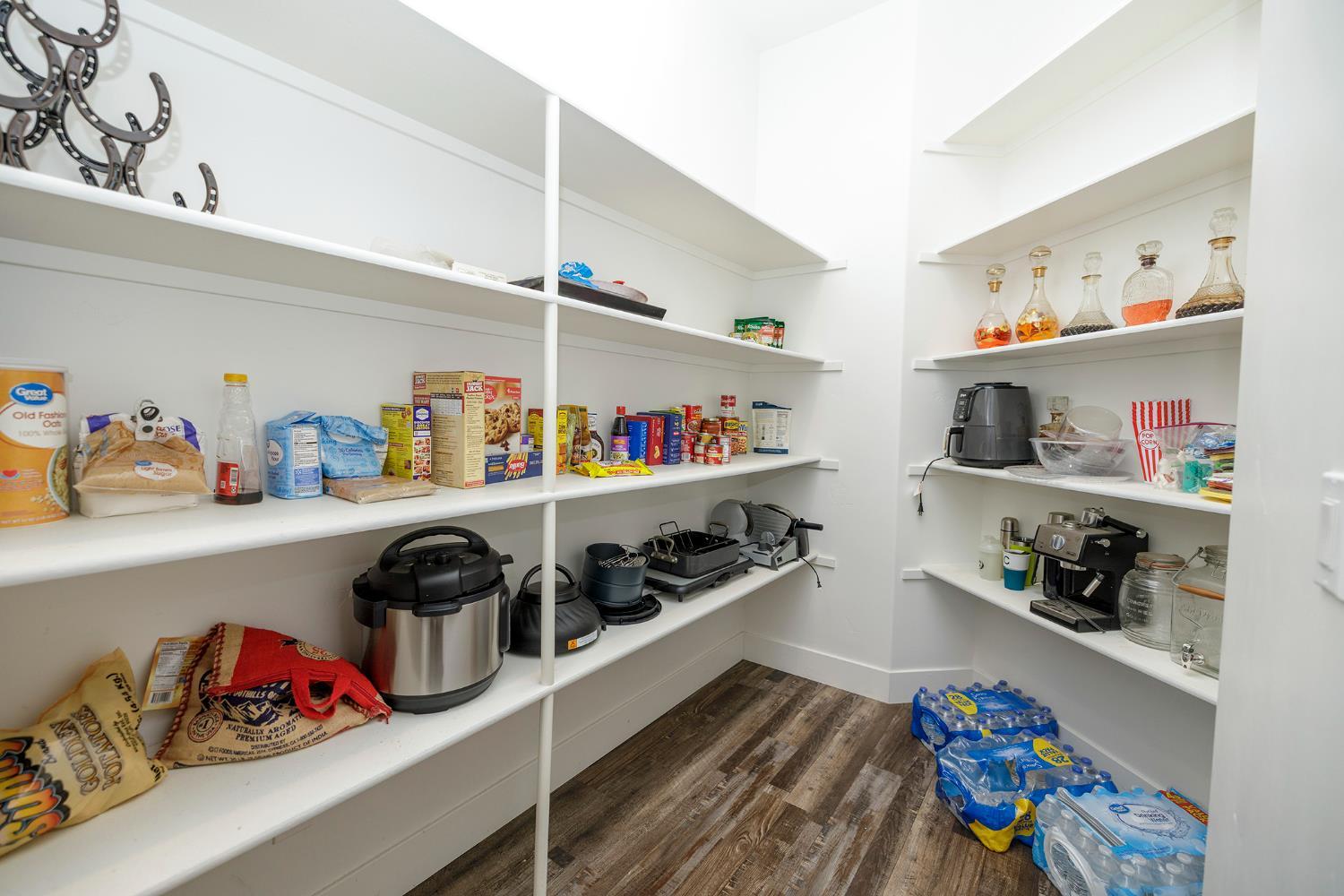 Hilmar, California, 95324, United States, 4 Bedrooms Bedrooms, ,4 BathroomsBathrooms,Residential,For Sale,2005608