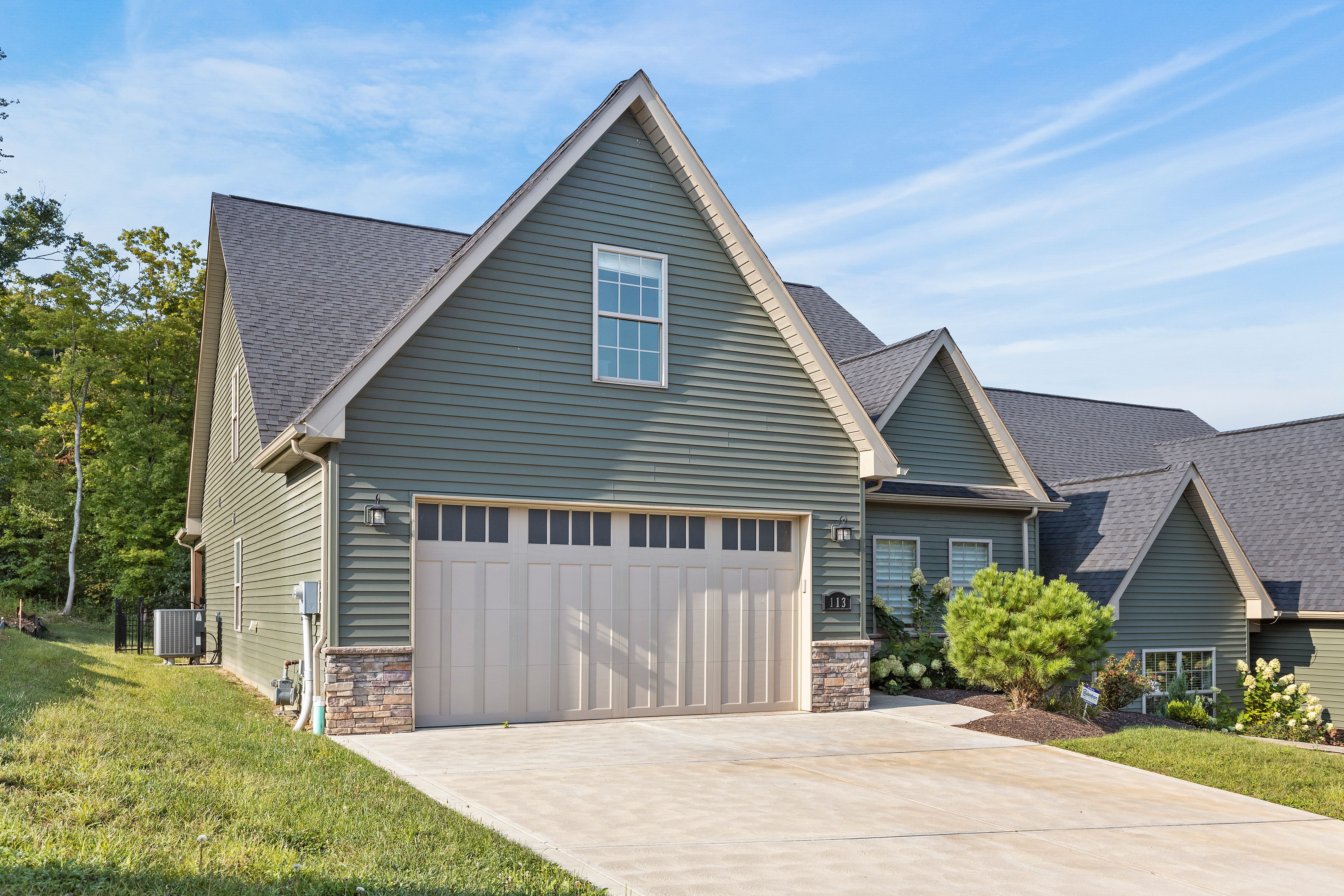  113 Hemingway Lane, Coraopolis, PA 15108 - 物件實景