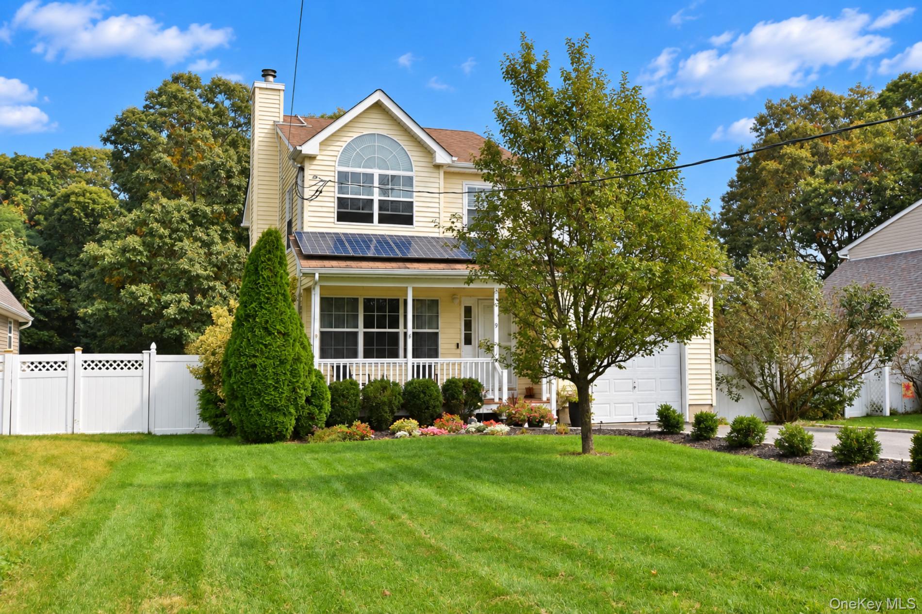 The Grn, Shirley, NY 11967