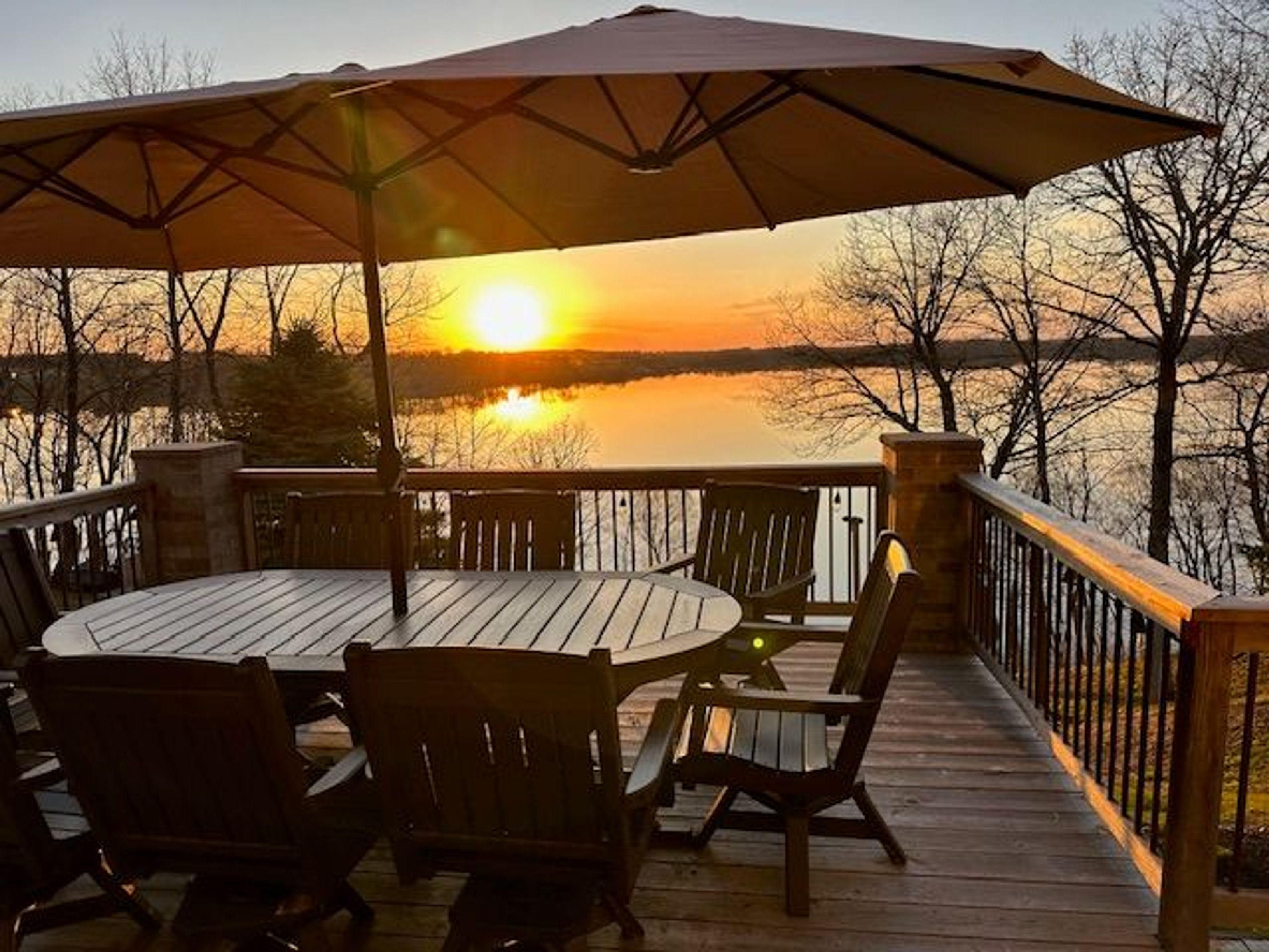  Exceptional Lake Cokato Retreat with Panoramic Sunset Views - 物件實景