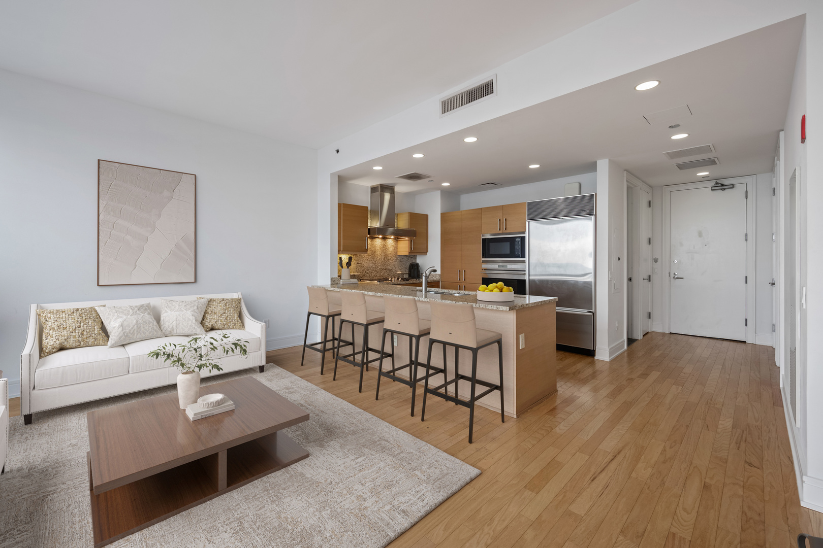 Chicago, Illinois, 60611, United States, 1 Bedroom Bedrooms, ,2 BathroomsBathrooms,Residential,For Sale,1991532