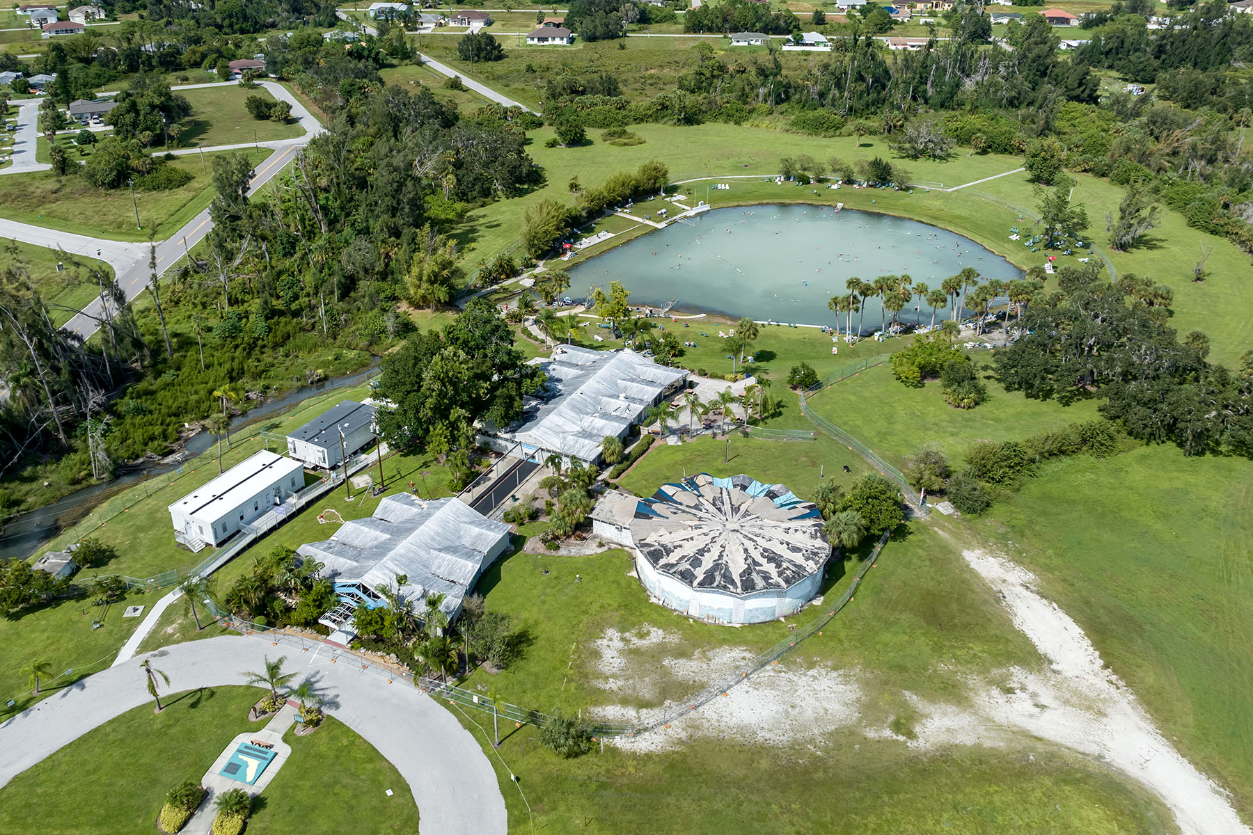  WARM MINERAL SPRINGS - 物件實景