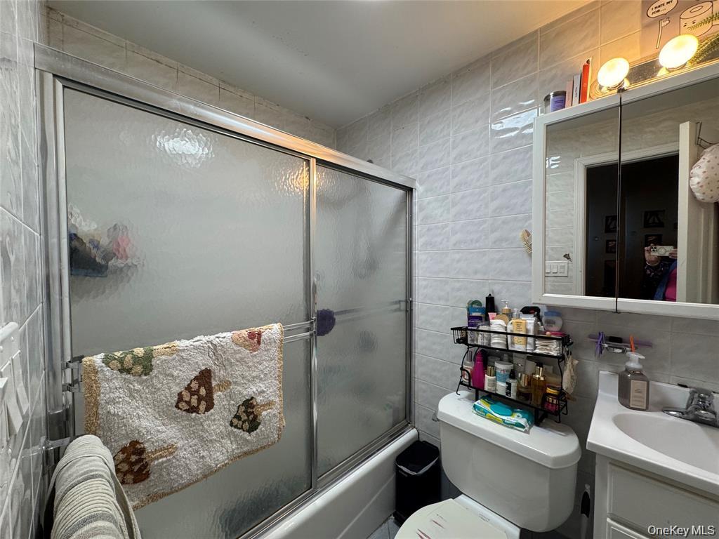 Long Beach, New York, 11561, United States, 2 Bedrooms Bedrooms, ,2 BathroomsBathrooms,Residential,For Sale,1919888