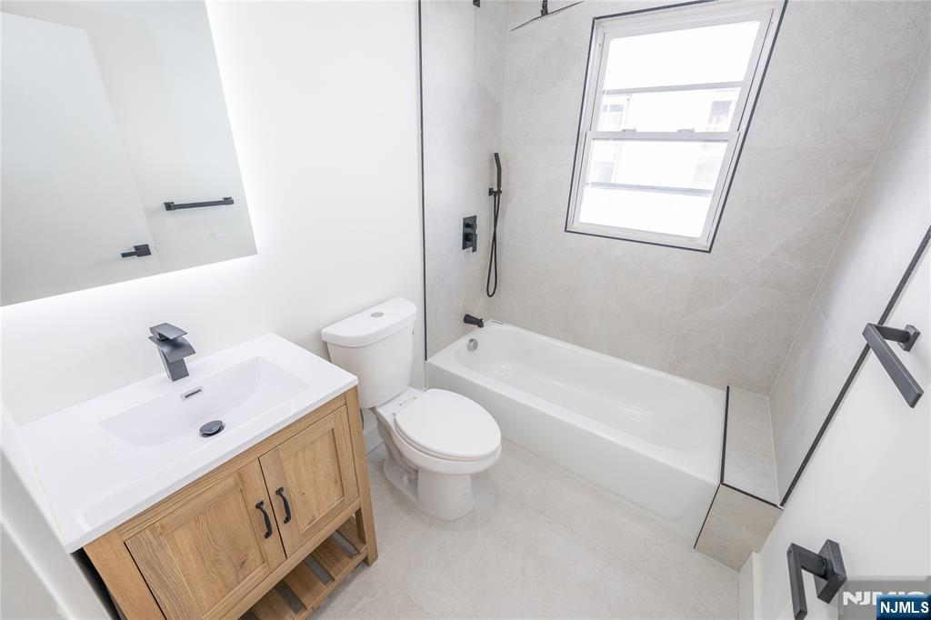 Clifton, New Jersey, 07011, United States, 4 Bedrooms Bedrooms, ,2 BathroomsBathrooms,Residential,For Sale,2003263