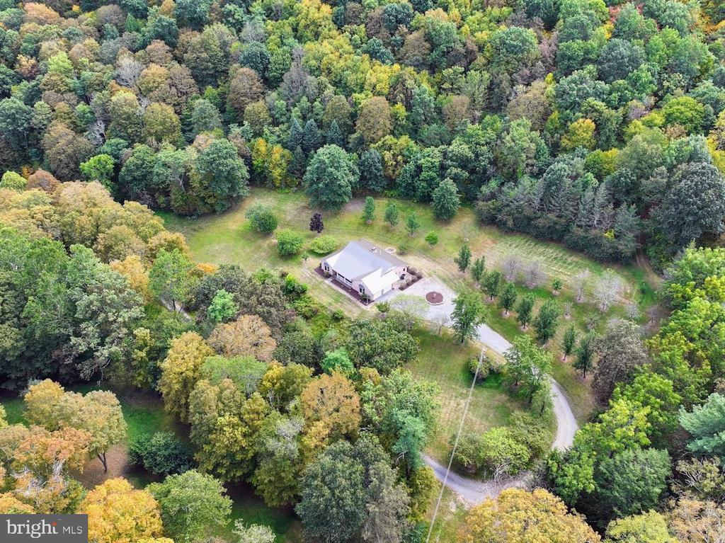 Buffalo Mills, Pennsylvania, 15534, United States, 3 Bedrooms Bedrooms, ,3 BathroomsBathrooms,Residential,For Sale,1948383