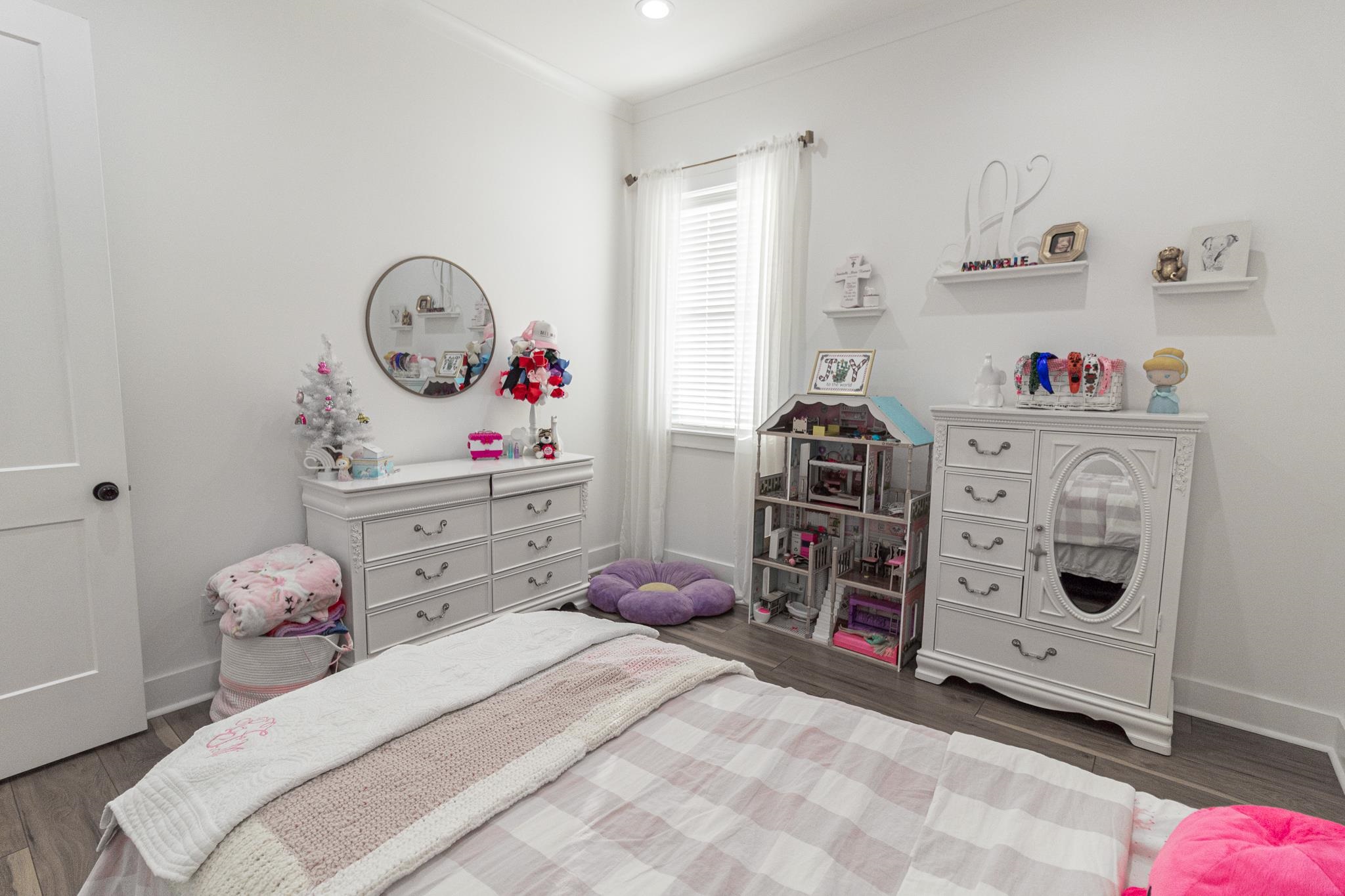 Lake Charles, Louisiana, 70605, United States, 4 Bedrooms Bedrooms, ,3 BathroomsBathrooms,Residential,For Sale,2000075