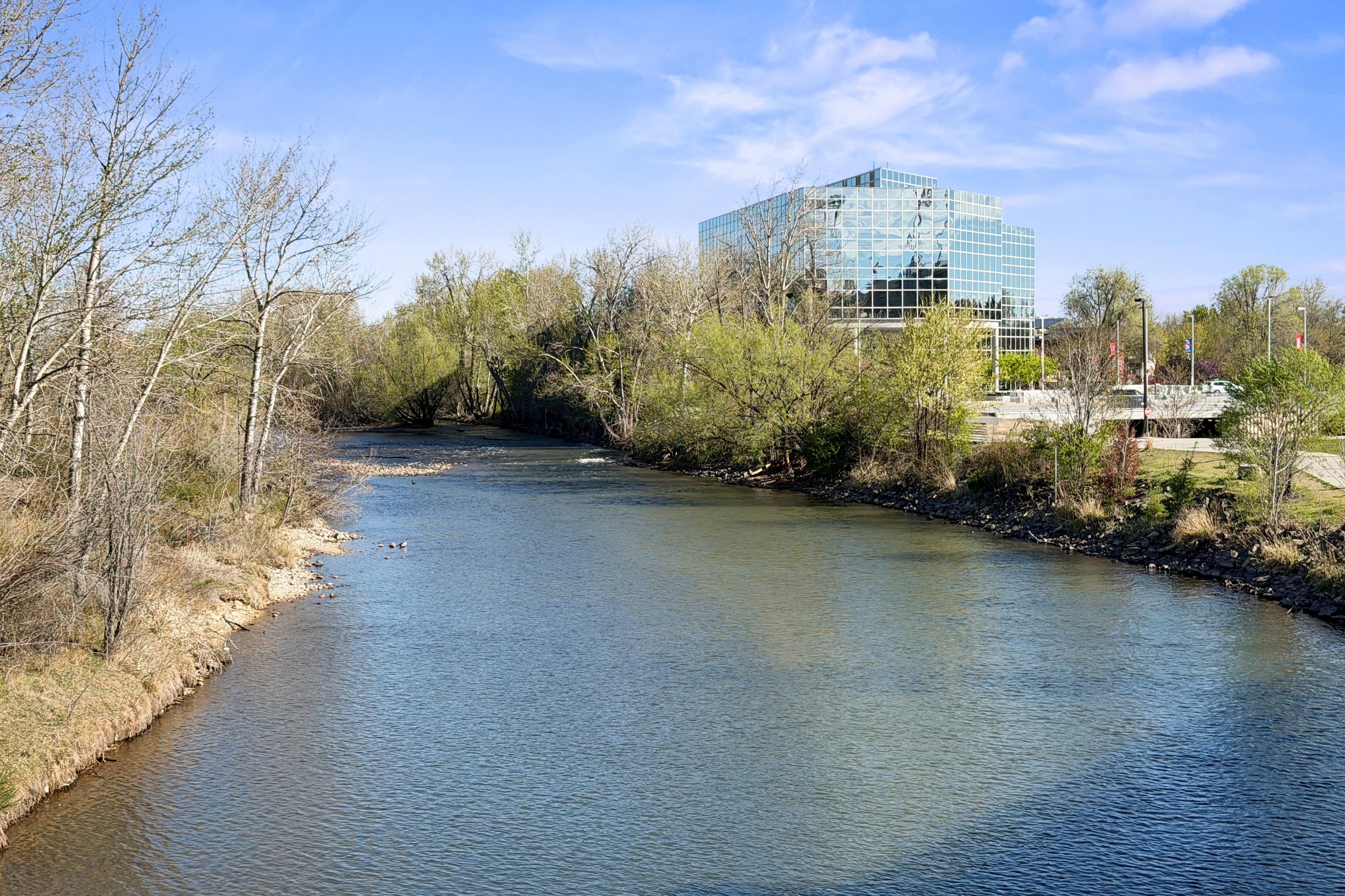  SE Boise Gem with Two Primary Suites and no HOA - 物件實景