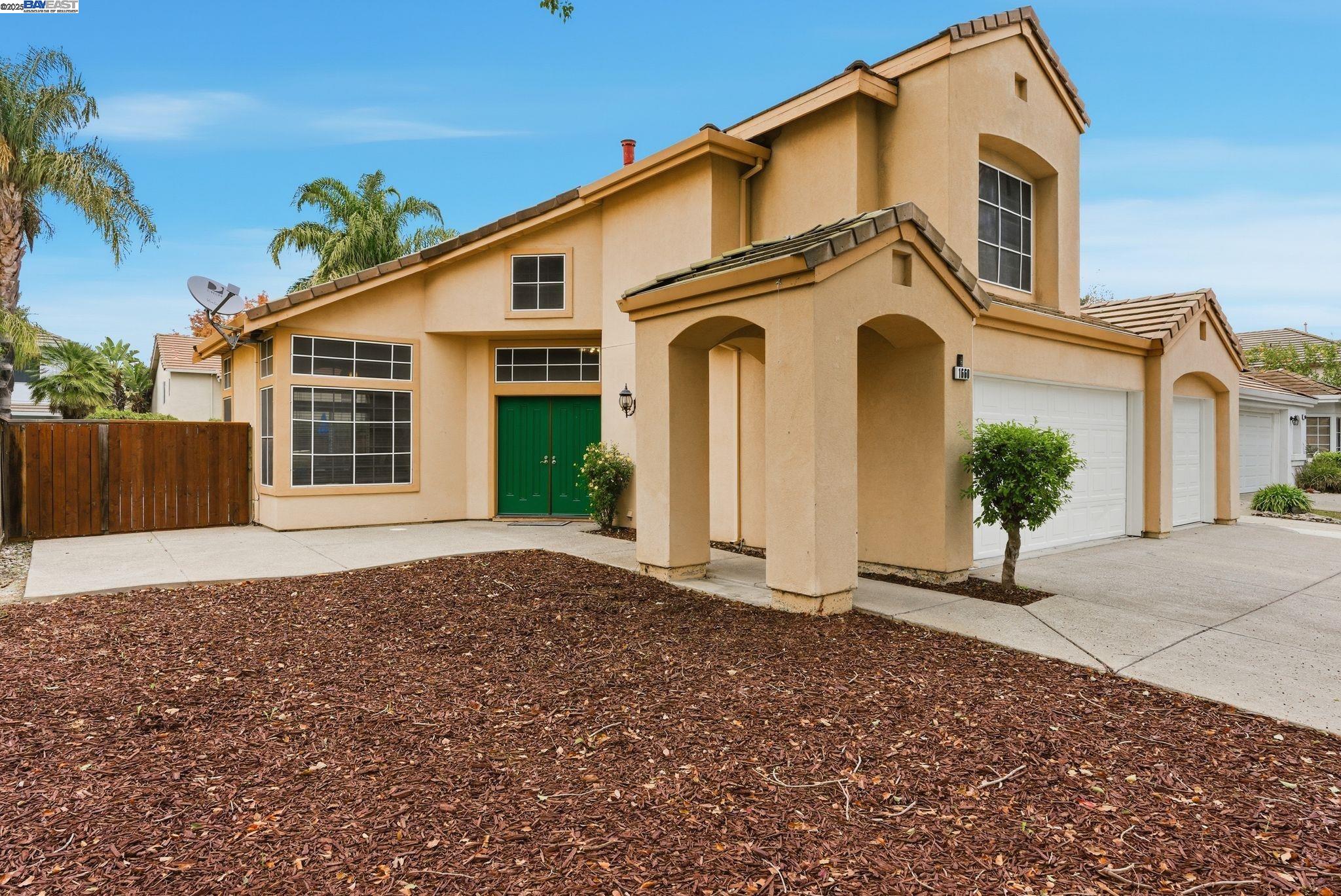 Tracy, California, 95376, United States, 4 Bedrooms Bedrooms, ,3 BathroomsBathrooms,Residential,For Sale,2002934