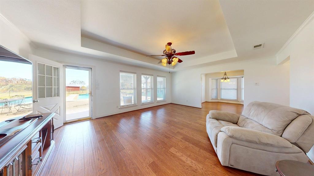 Forney, Texas, 75126, United States, 6 Bedrooms Bedrooms, ,6 BathroomsBathrooms,Residential,For Sale,1991936