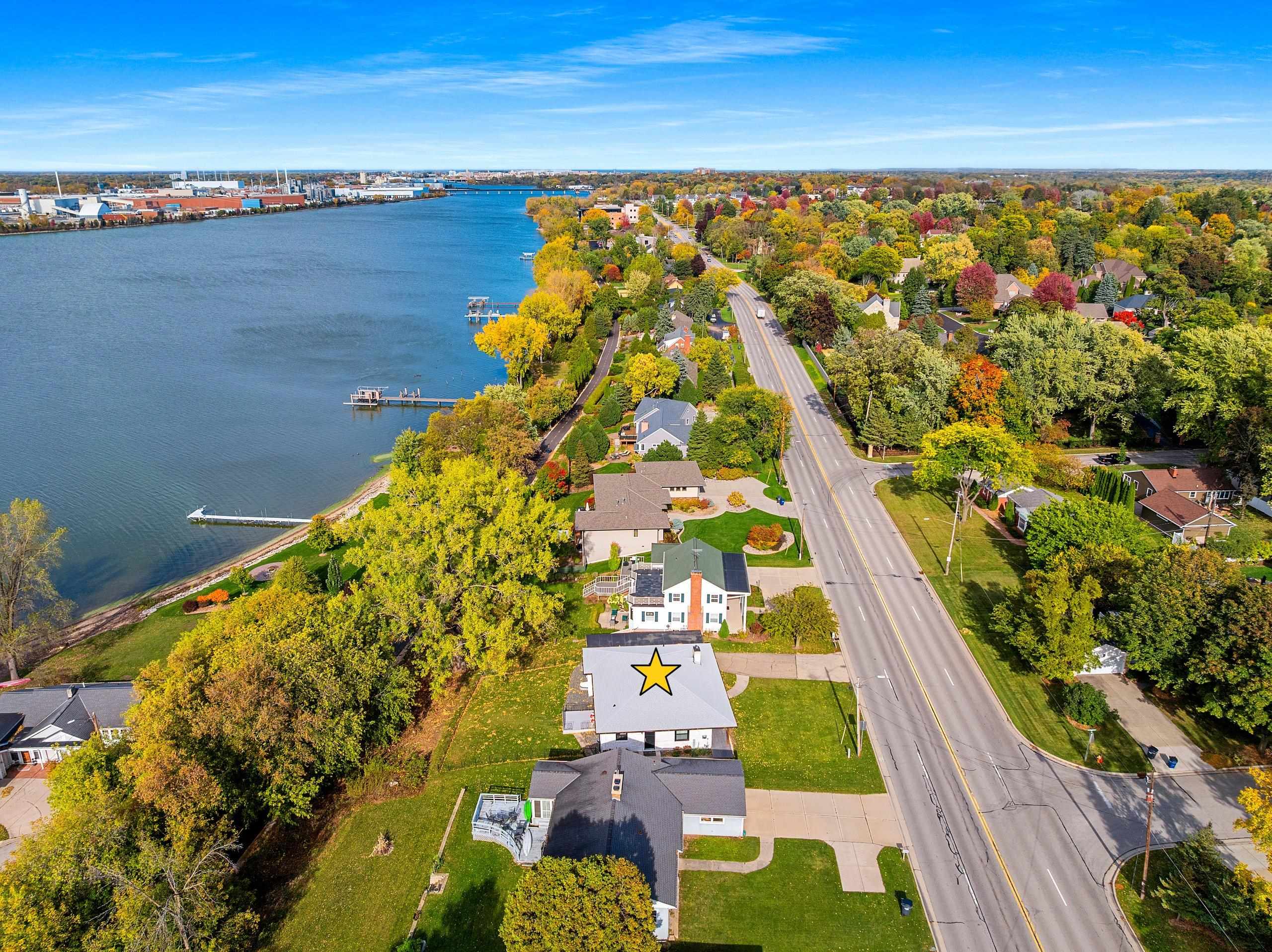 GREEN BAY, Wisconsin, 54301, United States, 3 Bedrooms Bedrooms, ,3 BathroomsBathrooms,Residential,For Sale,1969086