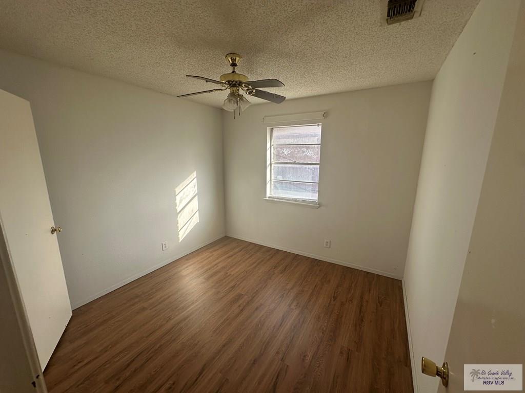 Brownsville, Texas, 78521, United States, 12 Bedrooms Bedrooms, ,4 BathroomsBathrooms,Residential,For Sale,1723212