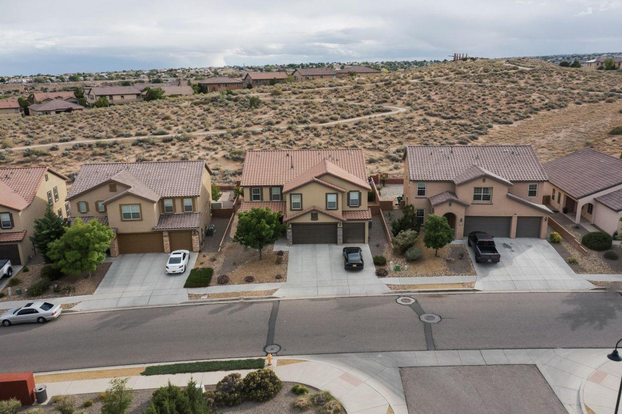 Rio Rancho, New Mexico, 87124, United States, 4 Bedrooms Bedrooms, ,3 BathroomsBathrooms,Residential,For Sale,1804935