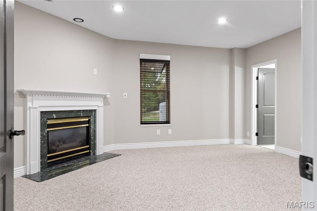 Weldon Spring, Missouri, 63304, United States, 3 Bedrooms Bedrooms, ,3 BathroomsBathrooms,Residential,For Sale,1989654