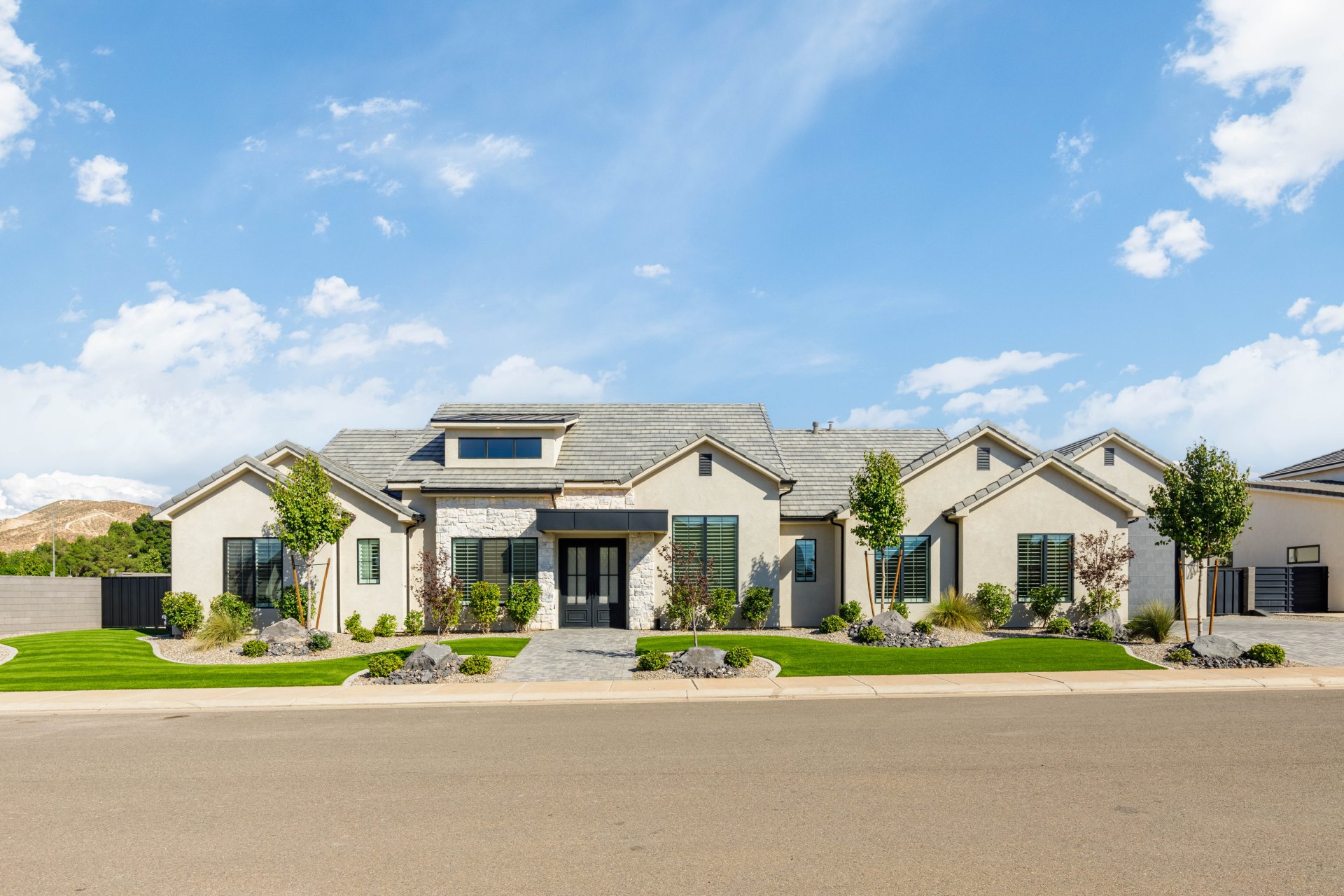 Cora Dr, Washington, UT 84780