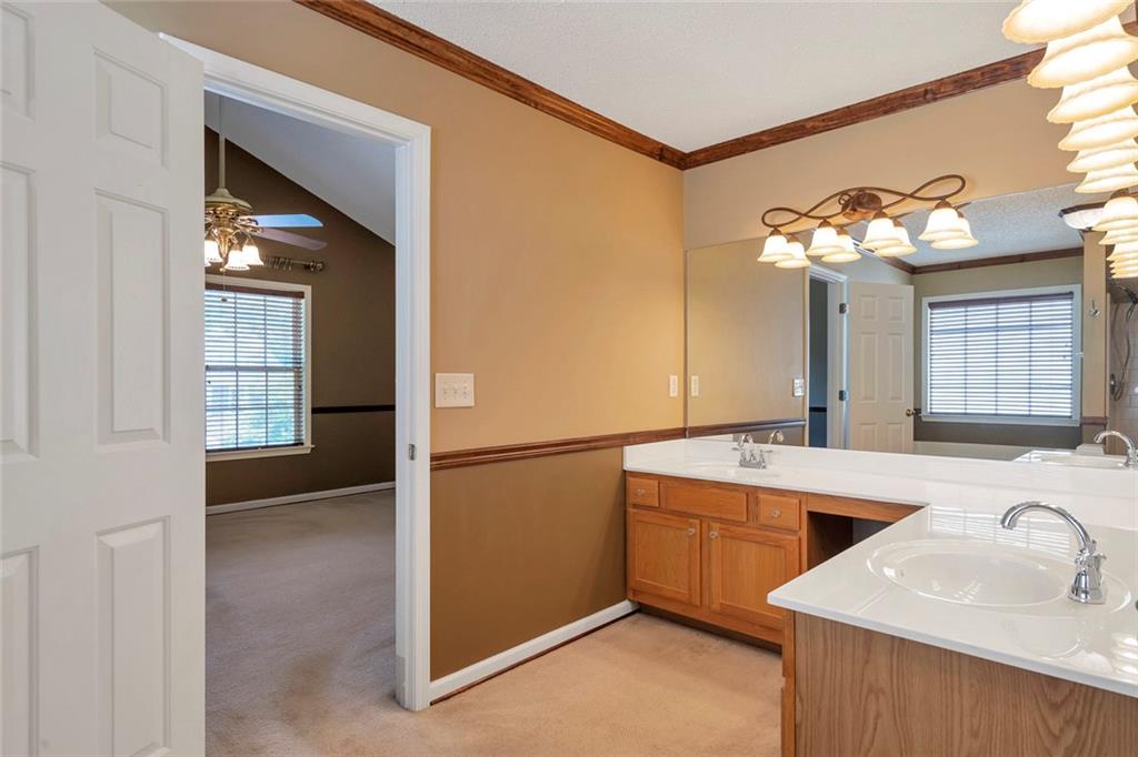 Alpharetta, Georgia, 30004, United States, 3 Bedrooms Bedrooms, ,3 BathroomsBathrooms,Residential,For Sale,1890070