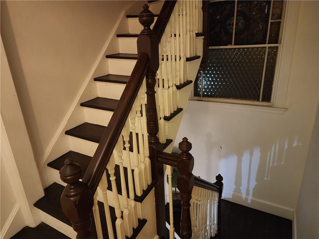 Cranston, Rhode Island, 02905, United States, 5 Bedrooms Bedrooms, ,3 BathroomsBathrooms,Residential,For Sale,1930877