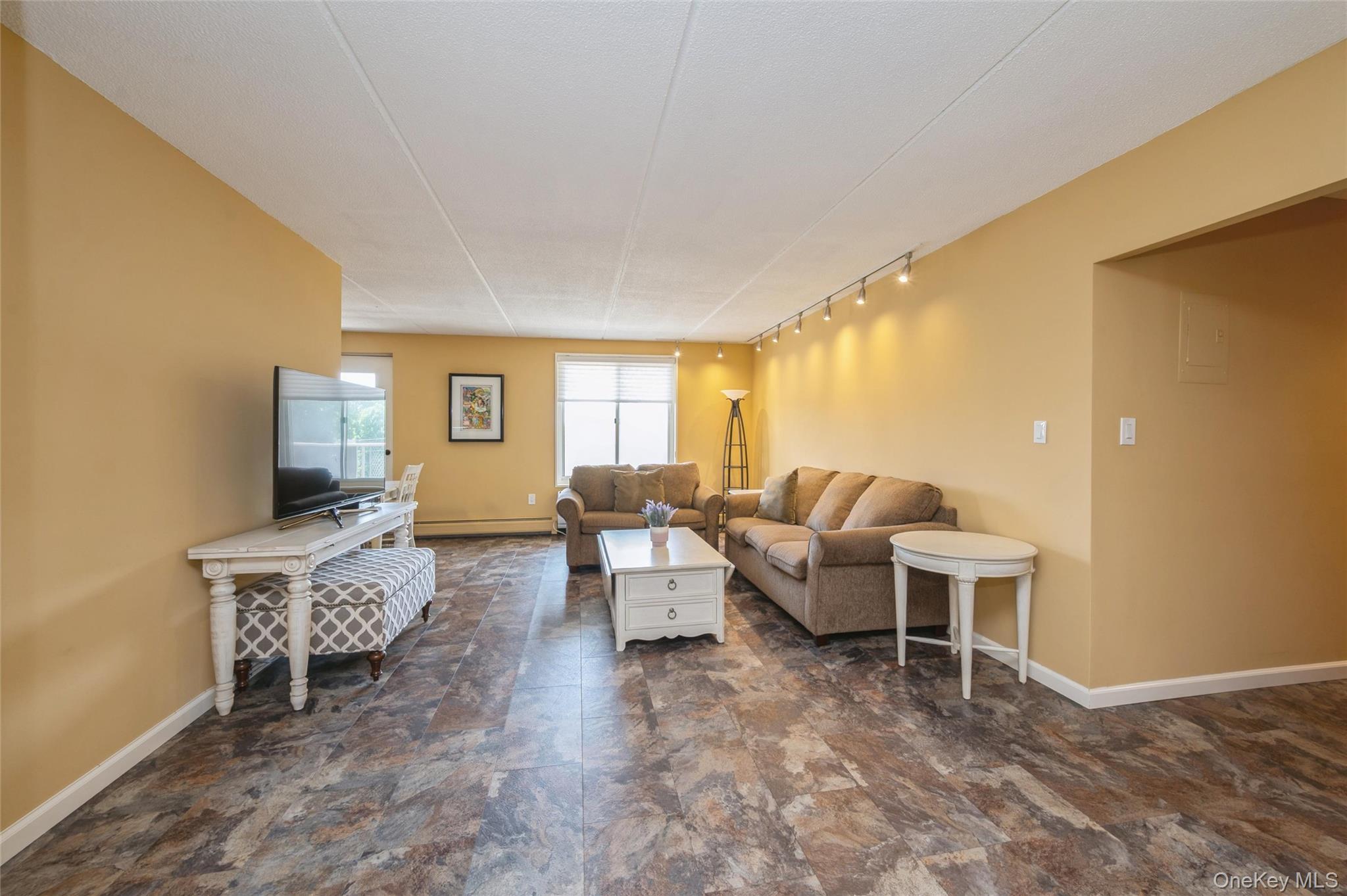 Post Ave, Westbury, NY 11590 #1