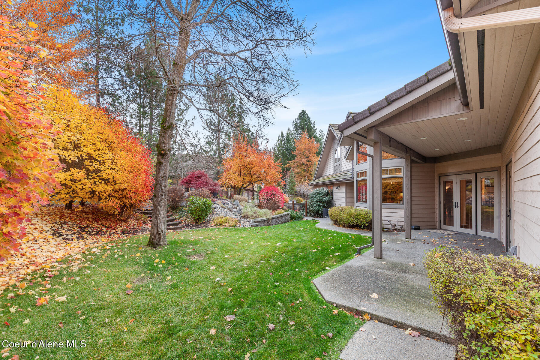 Hayden, Idaho, 83835, United States, 5 Bedrooms Bedrooms, ,4 BathroomsBathrooms,Residential,For Sale,1989952