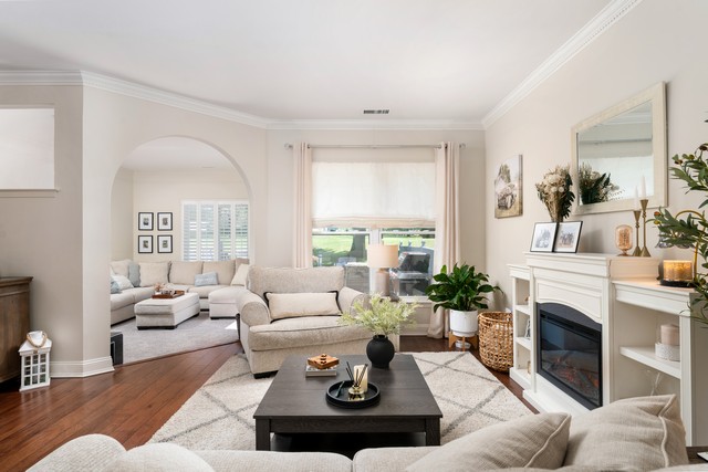 Middle Island, New York, 11953, United States, 3 Bedrooms Bedrooms, ,3 BathroomsBathrooms,Residential,For Sale,1918014