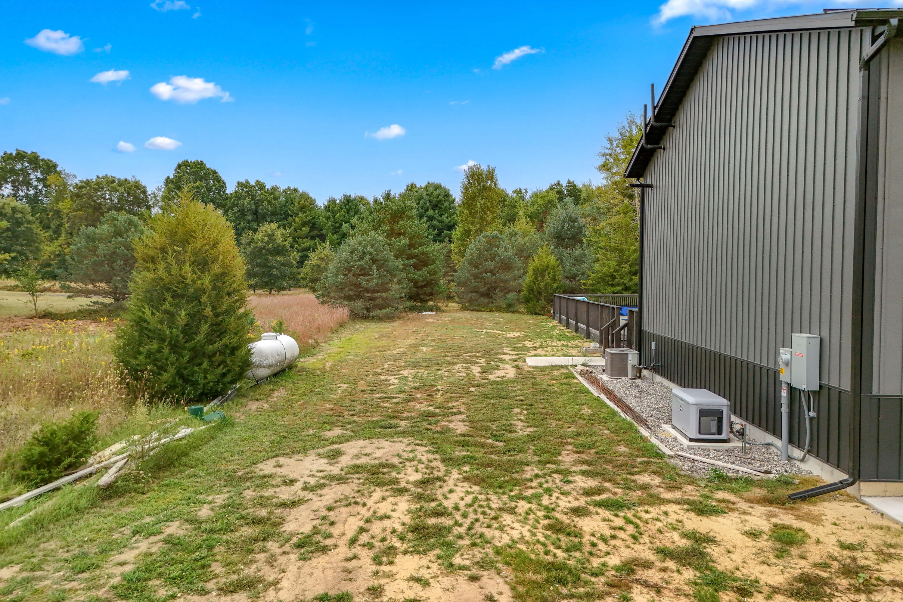 Quincy, Michigan, 49082, United States, 2 Bedrooms Bedrooms, ,3 BathroomsBathrooms,Residential,For Sale,1979767