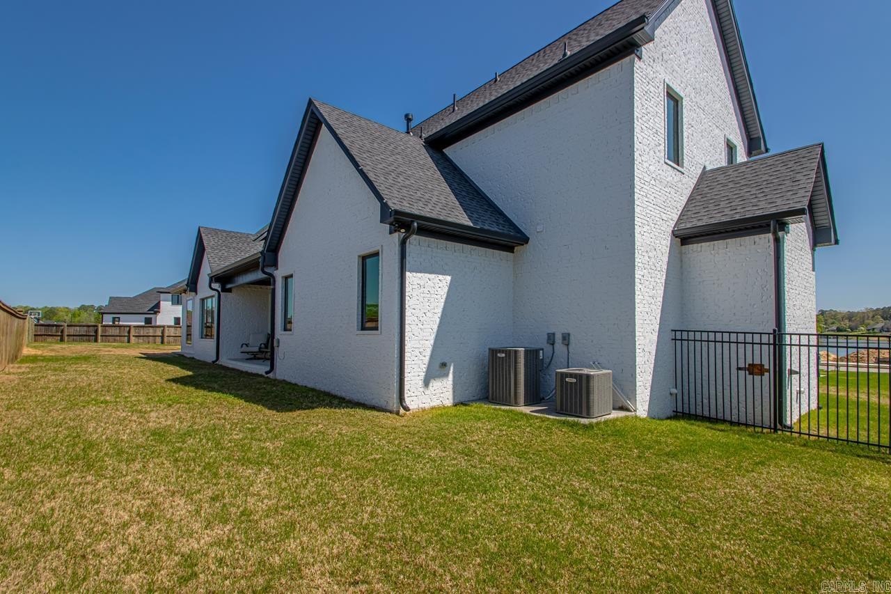 Benton, Arkansas, 72019, United States, 4 Bedrooms Bedrooms, ,3 BathroomsBathrooms,Residential,For Sale,1981558