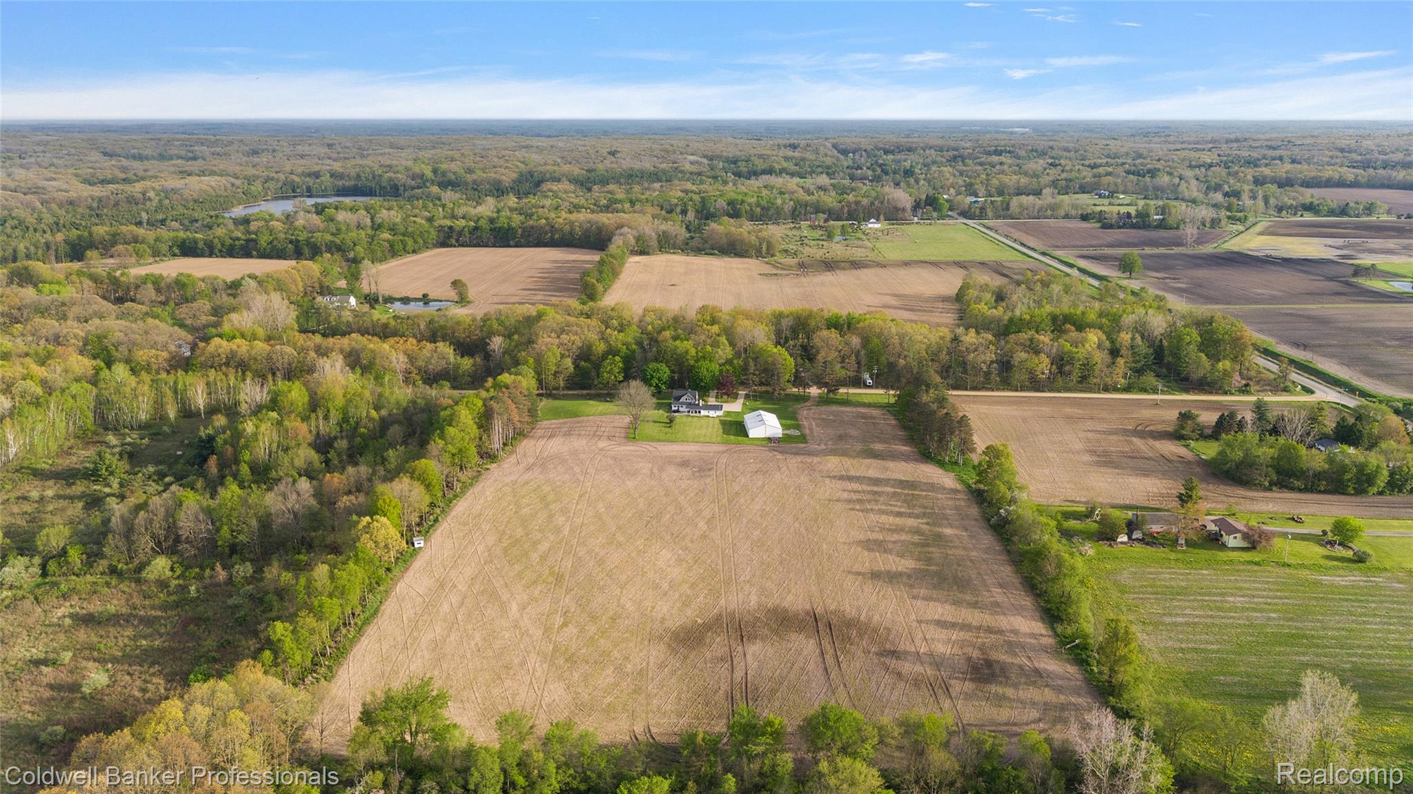 Lapeer, Michigan, 48446, United States, 3 Bedrooms Bedrooms, ,3 BathroomsBathrooms,Residential,For Sale,1907638
