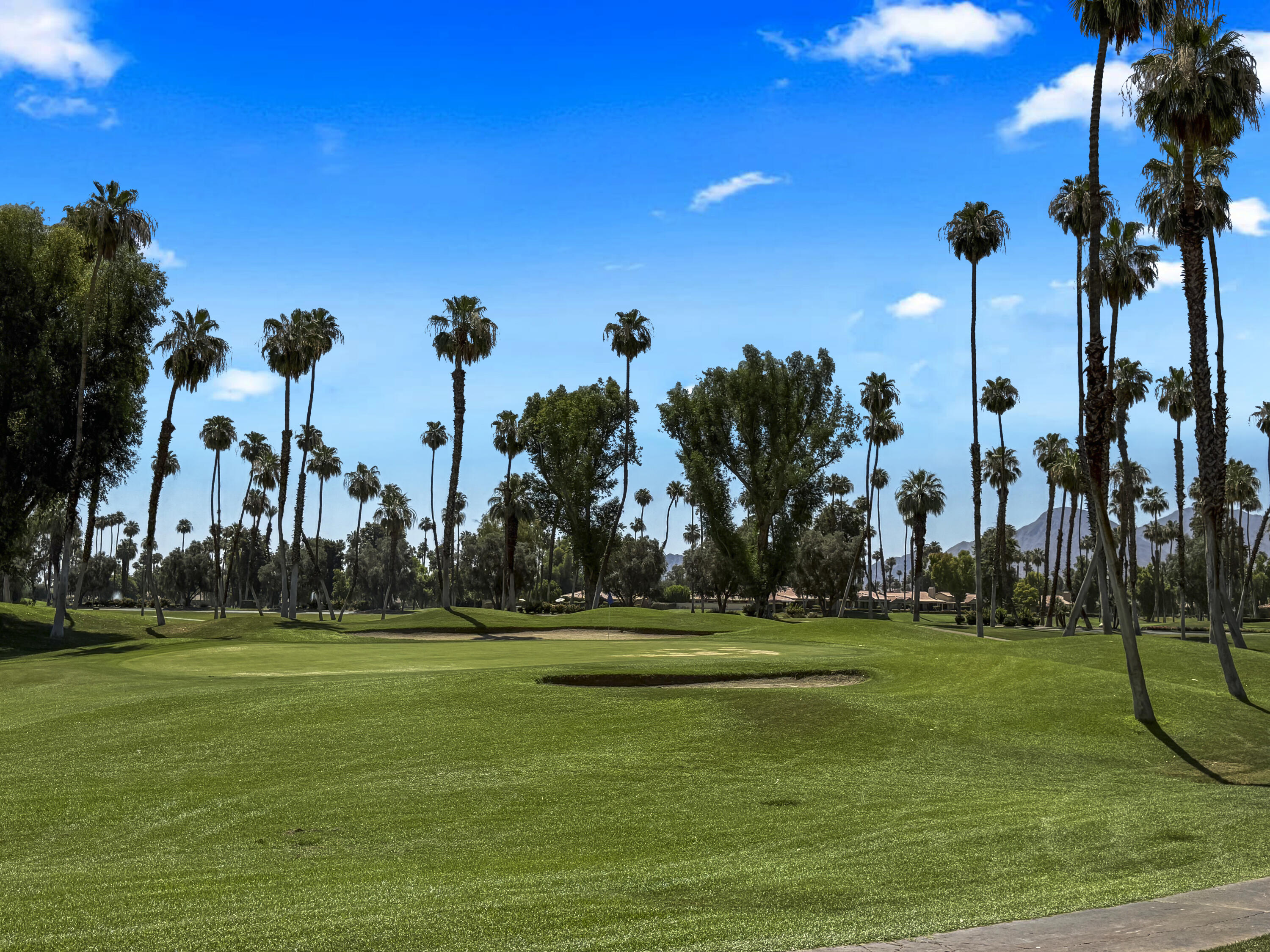 Palm Desert, California, 92260, United States, 2 Bedrooms Bedrooms, ,2 BathroomsBathrooms,Residential,For Sale,1865195