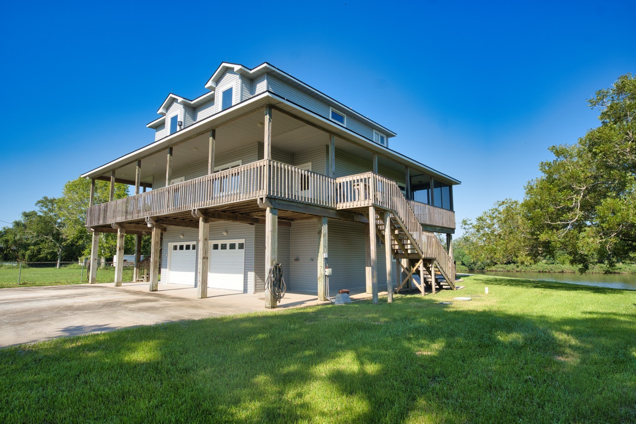 Brazoria, Texas, 77422, United States, 4 Bedrooms Bedrooms, ,4 BathroomsBathrooms,Residential,For Sale,1975158