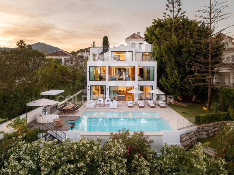 Marbella, Andalusia, ES, 6 Bedrooms Bedrooms, ,6 BathroomsBathrooms,Residential,For Sale,1874421