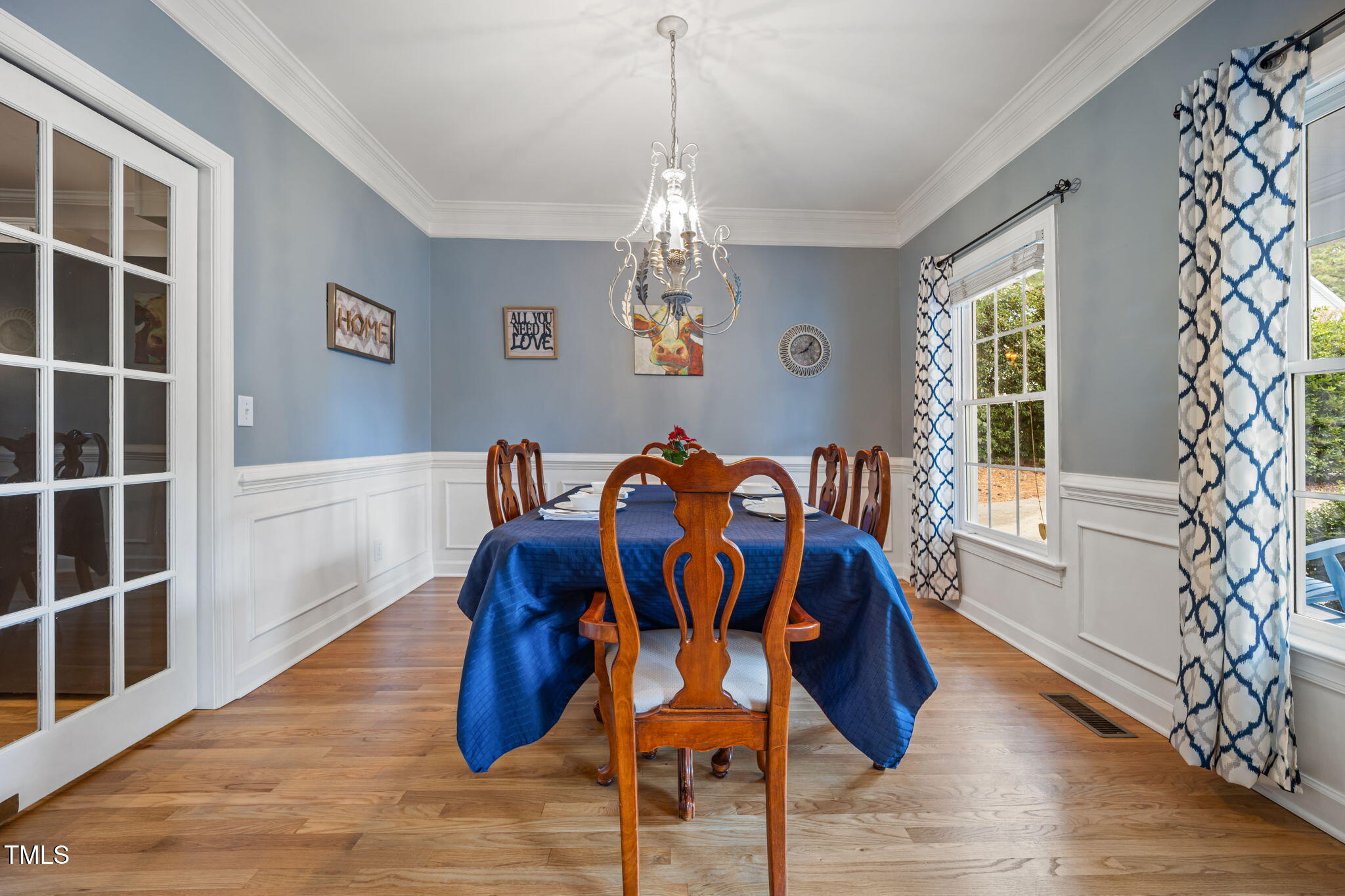 Apex, North Carolina, 27502, United States, 4 Bedrooms Bedrooms, ,3 BathroomsBathrooms,Residential,For Sale,1939175