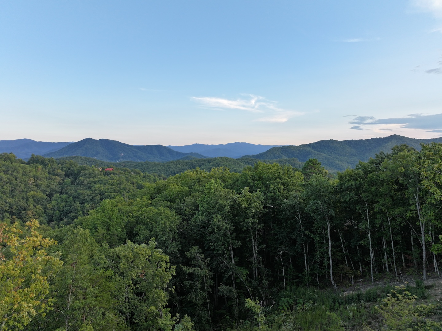 Sevierville, Tennessee, 378762, United States, 4 Bedrooms Bedrooms, ,7 BathroomsBathrooms,Residential,For Sale,1980543