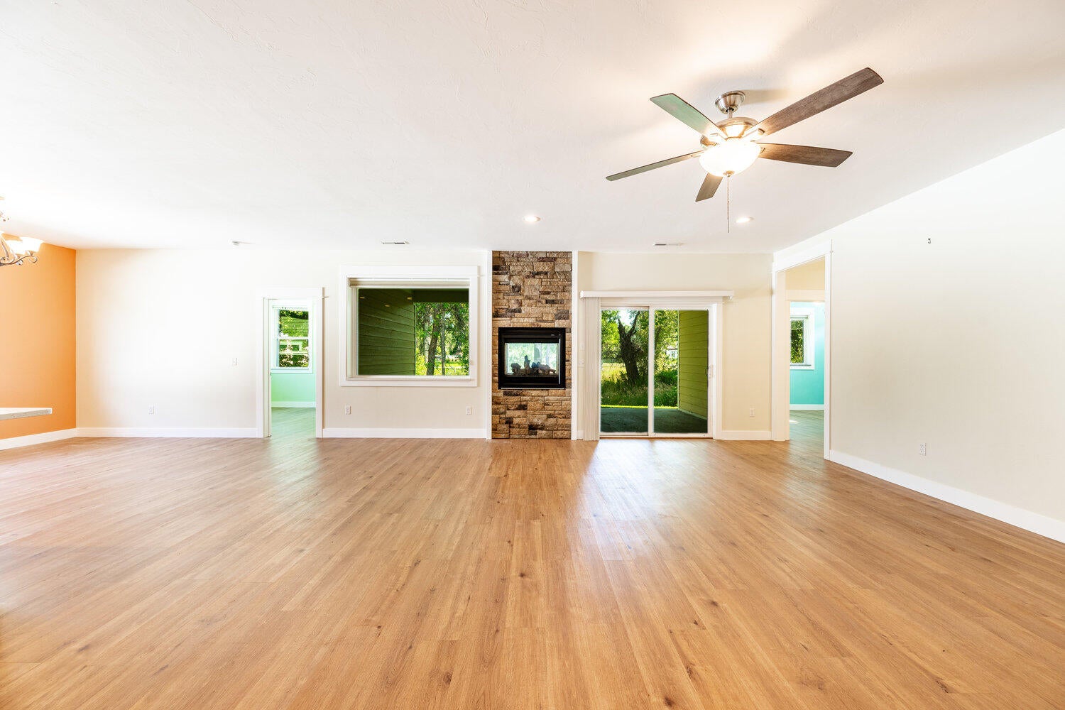 Sheridan, Wyoming, 82801, United States, 4 Bedrooms Bedrooms, ,3 BathroomsBathrooms,Residential,For Sale,1978363