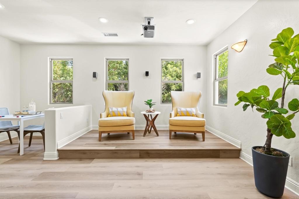 Chula Vista, California, 91910, United States, 5 Bedrooms Bedrooms, ,6 BathroomsBathrooms,Residential,For Sale,1996956