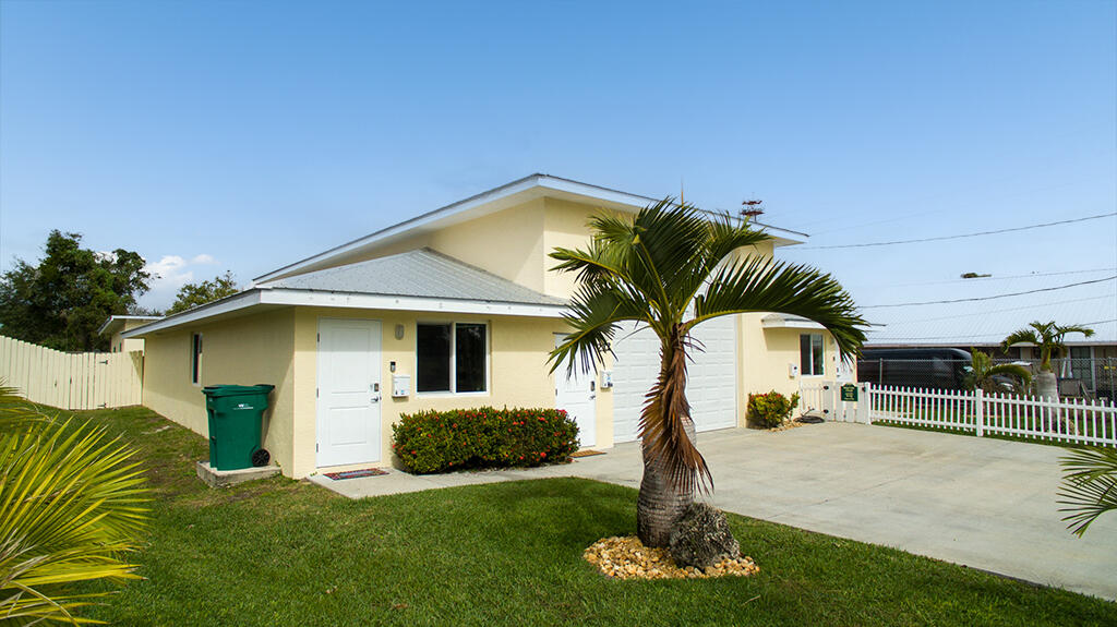 222 Rosa L. Jones, Cocoa, Florida, 32922, United States, 3 Bedrooms Bedrooms, ,4 BathroomsBathrooms,Residential,For Sale,222 Rosa L. Jones,1619279