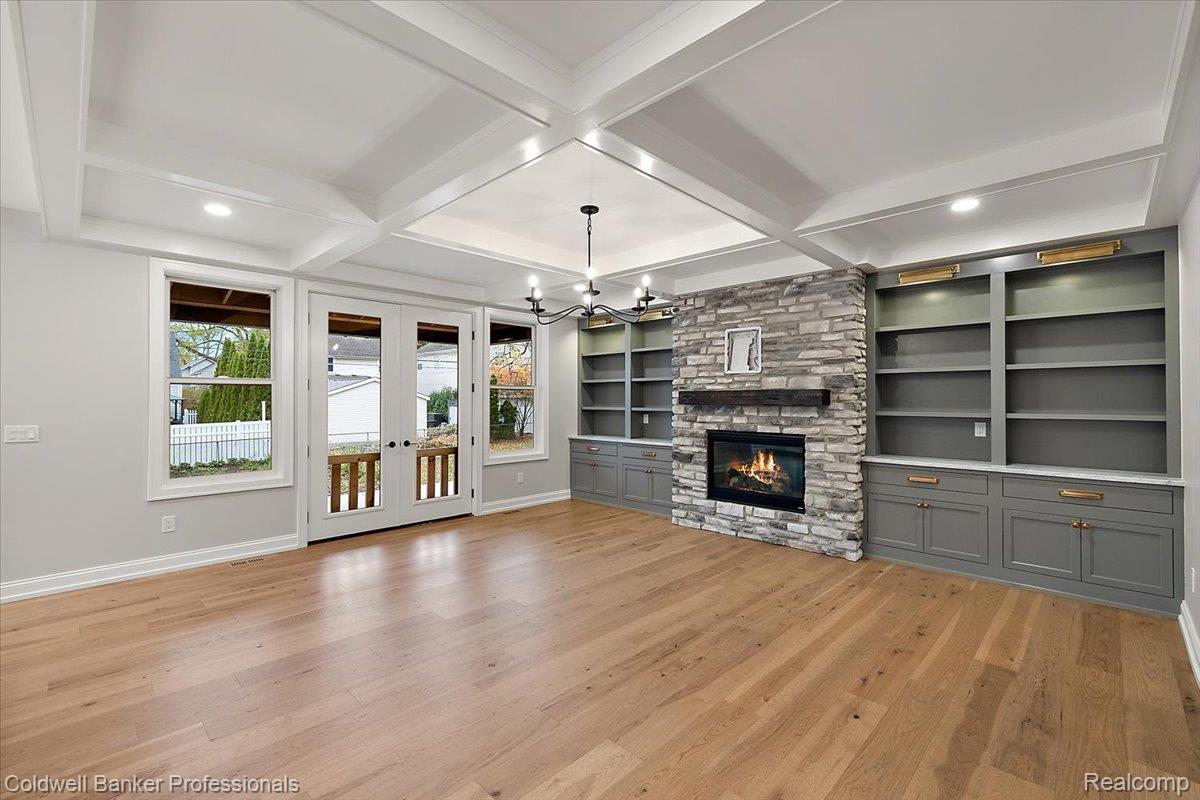 Plymouth, Michigan, 48170, United States, 4 Bedrooms Bedrooms, ,4 BathroomsBathrooms,Residential,For Sale,1986255